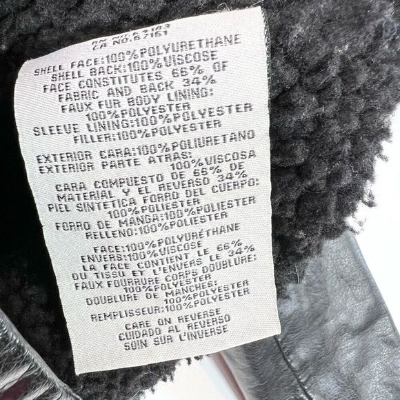 Levi's Jacket Womens Small Black Asymmetrical Moto Sherpa Lined Faux Leather - Picture 8 of 10